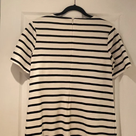 Old Navy Striped Tee Dress - Picture 4 of 5